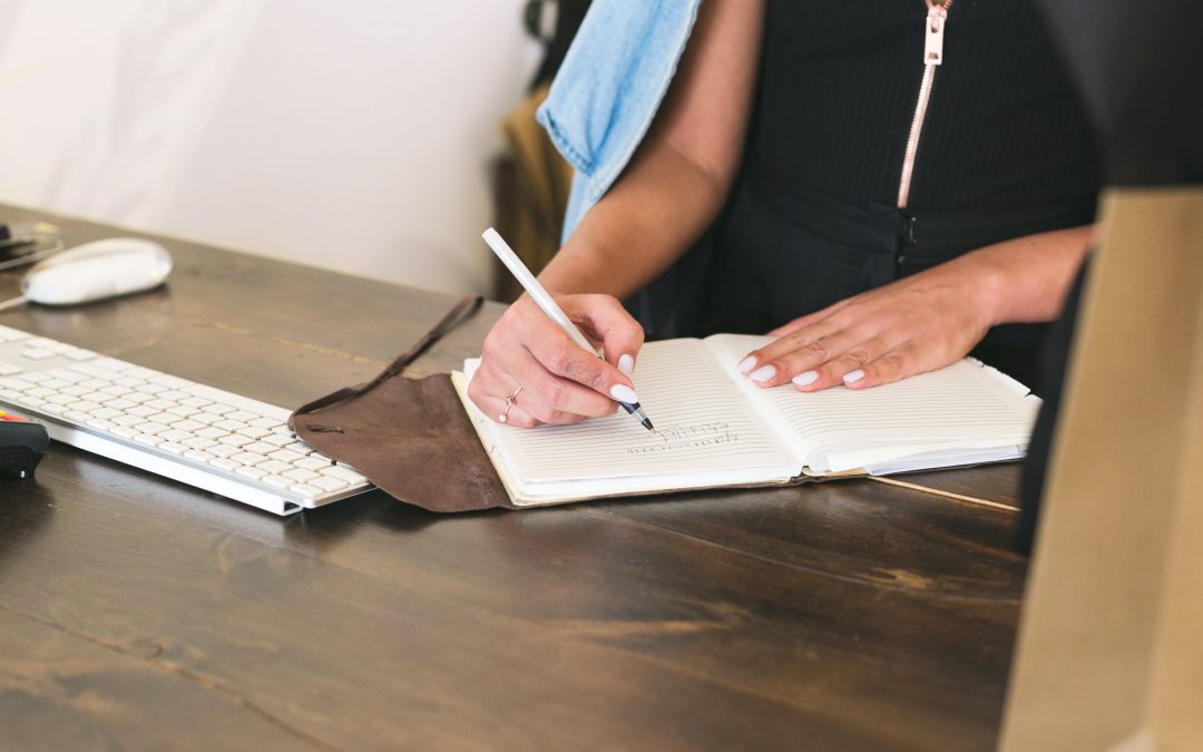 Exactly How To Track (And Manage!) Your Side Hustle Income